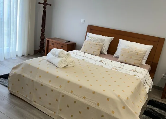 Miranda House Апартаменты Назаре