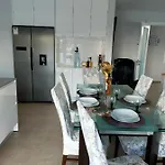 Apartament Miranda House *