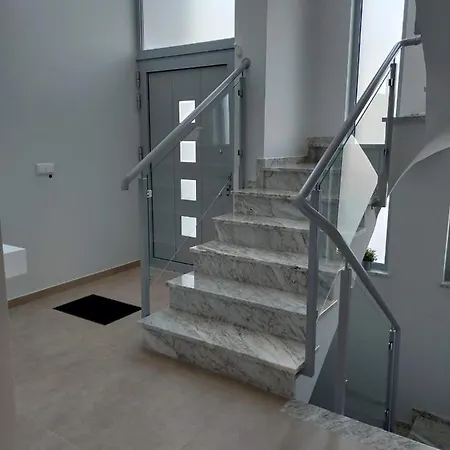Miranda House * Nazare
