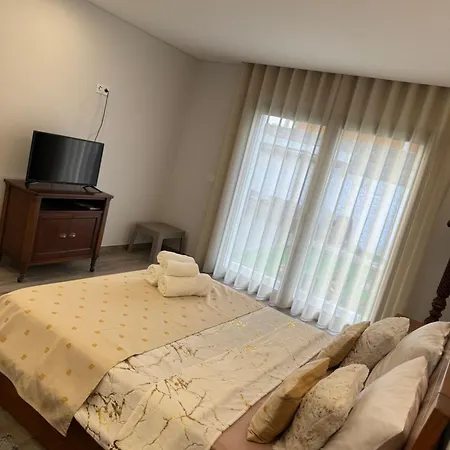 Miranda House Apartman